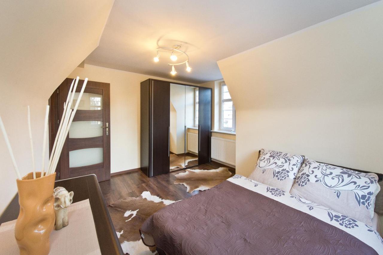 Gdanskie Apartamenty - Apartamenty Na Swietego Ducha Z 2 Sypialniami ภายนอก รูปภาพ